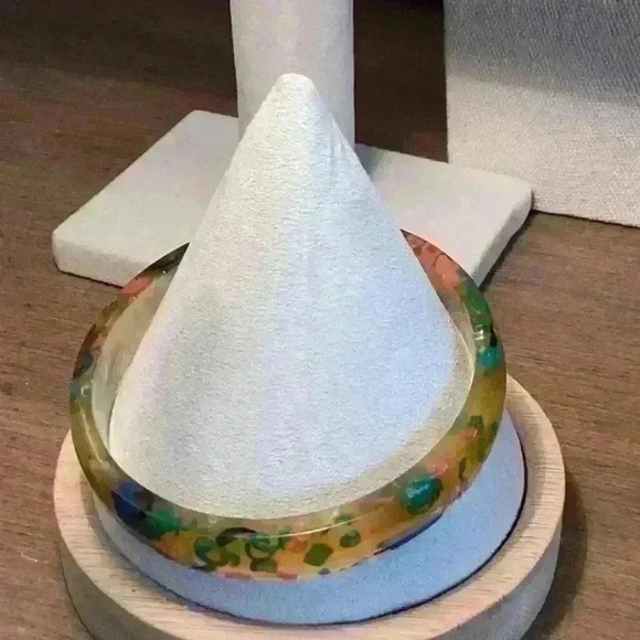 Vintage Acrylic Bangle Yellow and Multi Colored - Picture 4 of 5